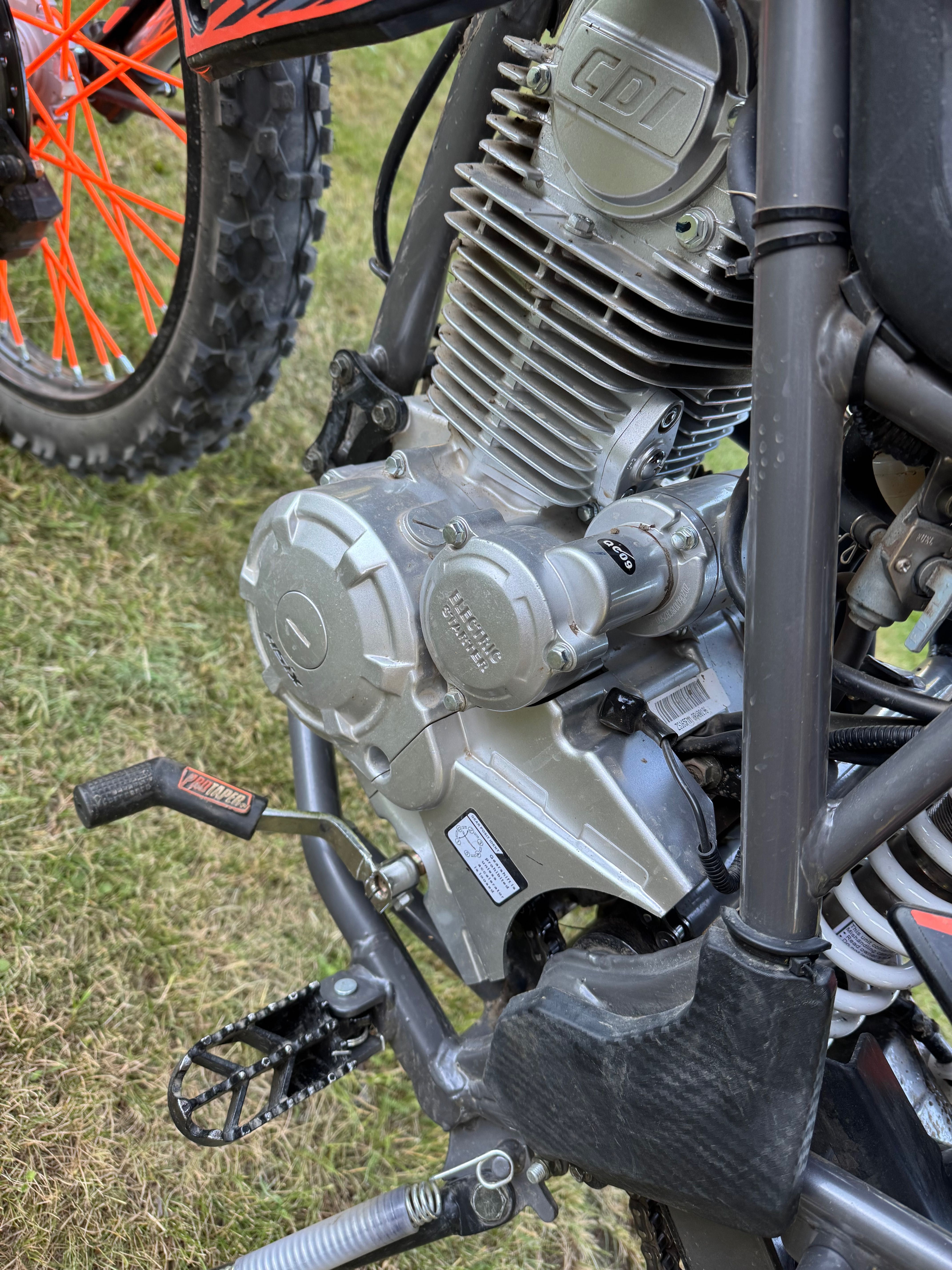 Cross Asix Defender 250 Jak Nowy Jak Markowiec