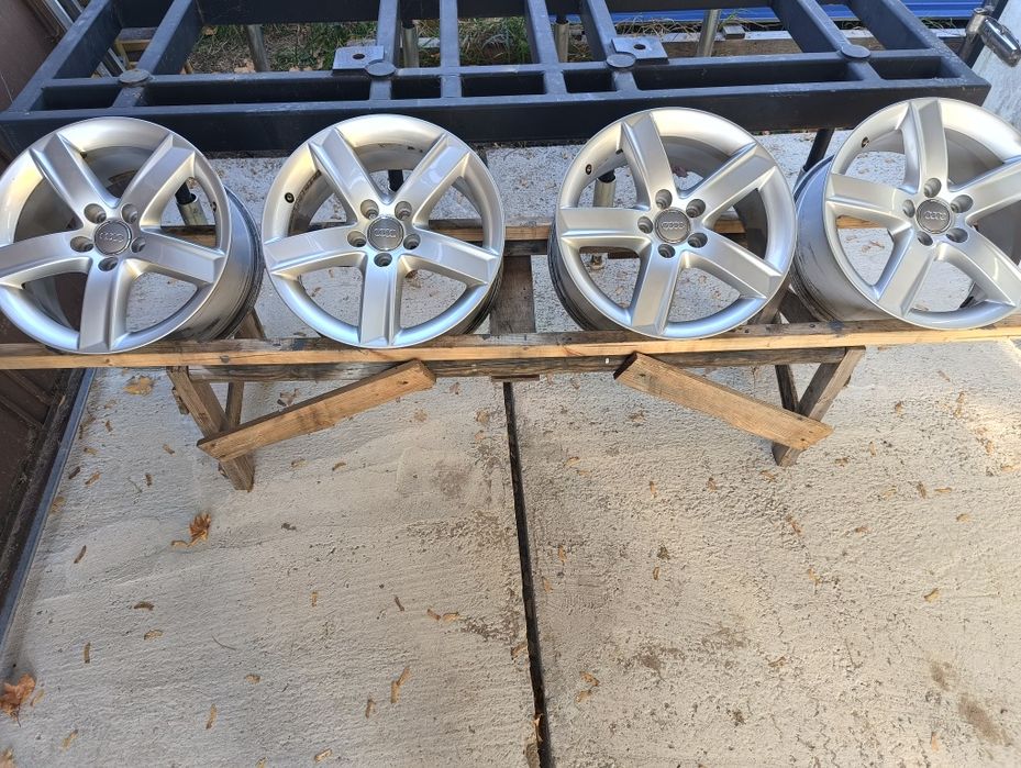 Felgi 17 aluminiowe Audi bdb  stan