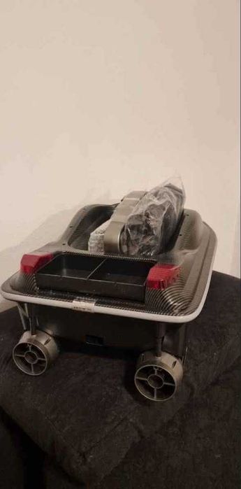 Nowa wędkarska łódka zanętowa HJ817