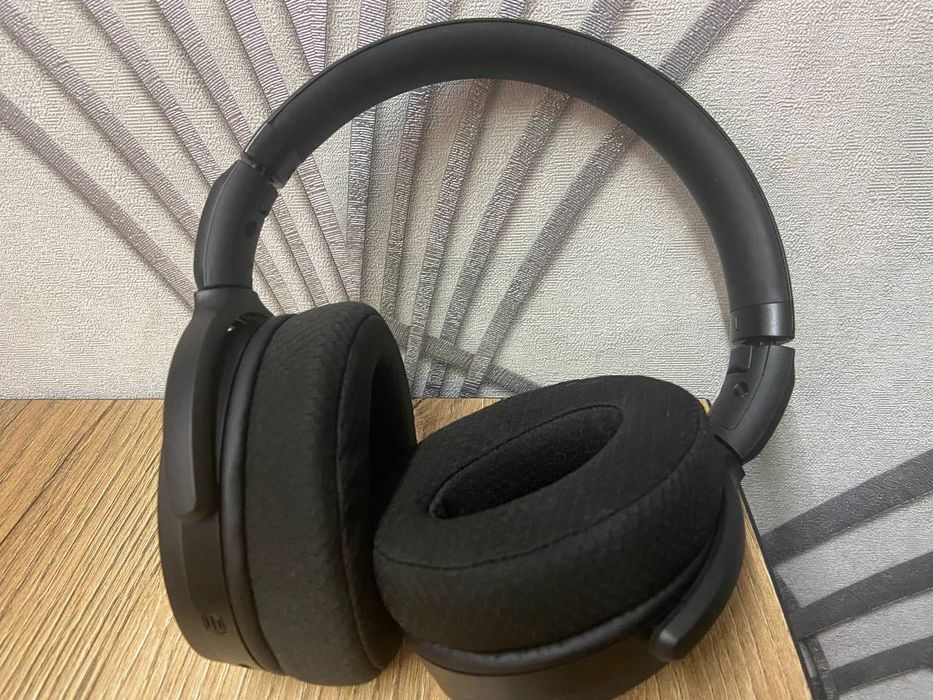 Наушники Навушники Sennheiser HD 4.50BTNC HD 4.50 BTNC black