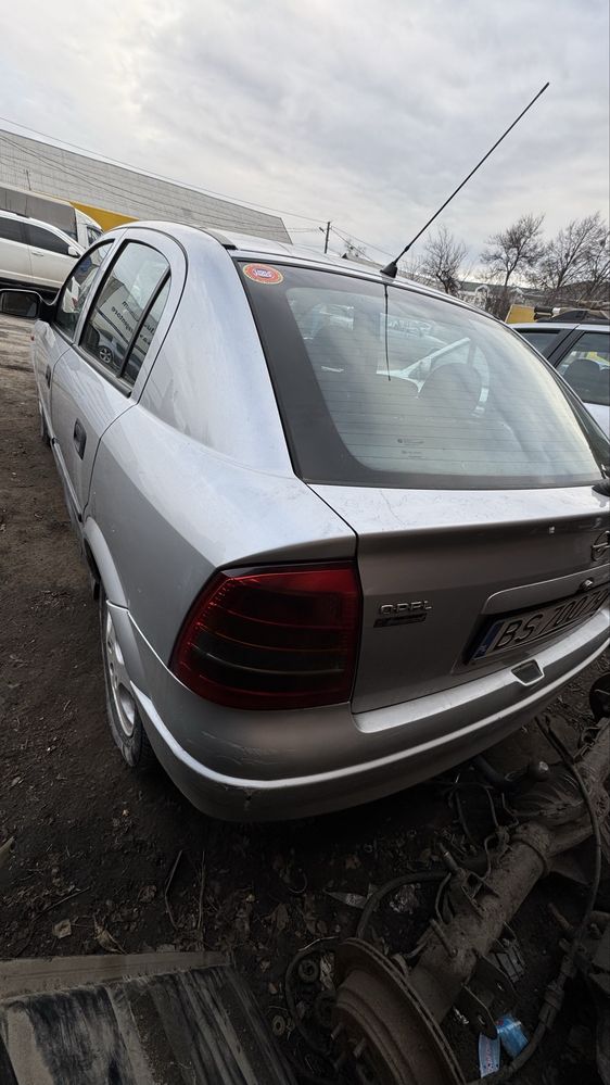 Автозапчастини Opel Astra G двигун 2.0 Y20DTH