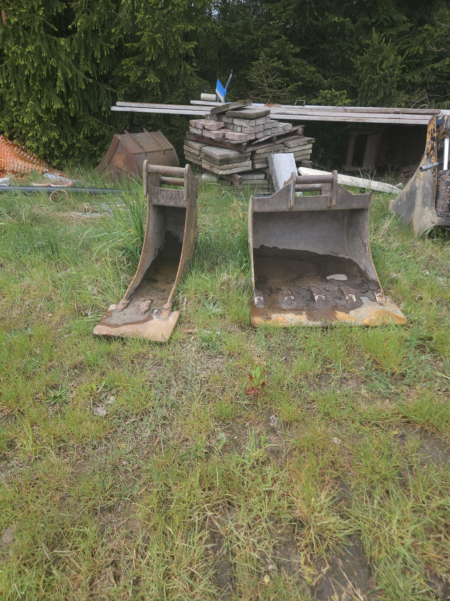 Koparka gąsienicowa neuson