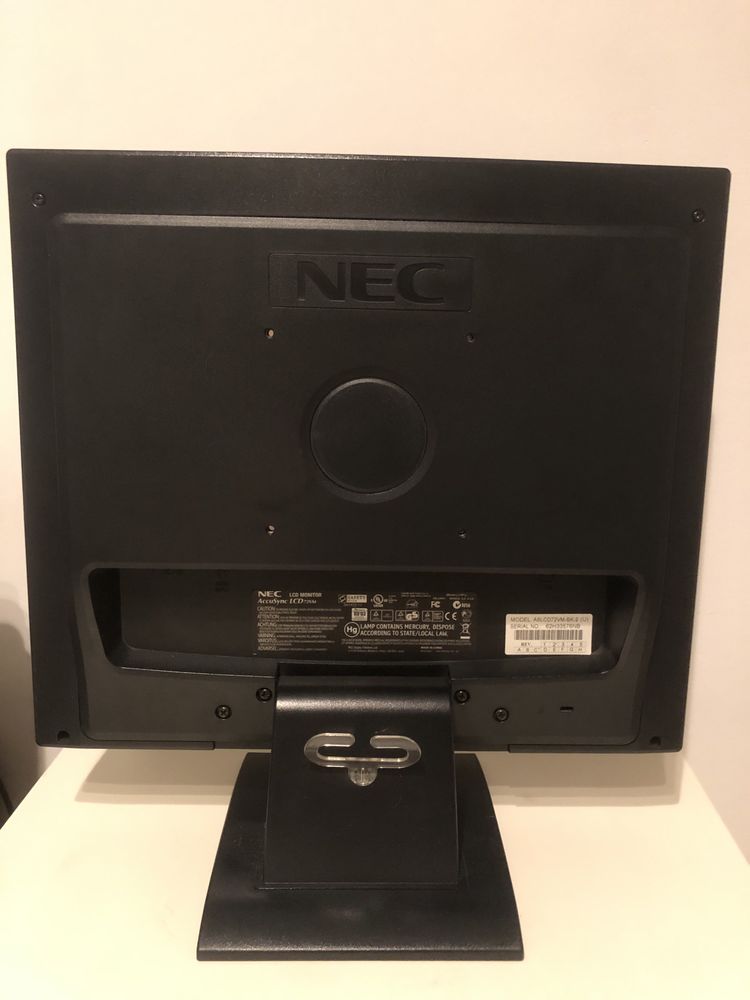 Monitor marki NEC AccuSync LCD 72VM