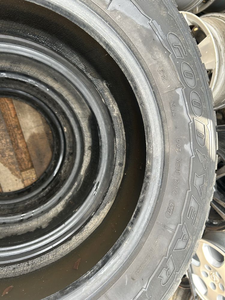 215/65 R16 C Goodyear літо