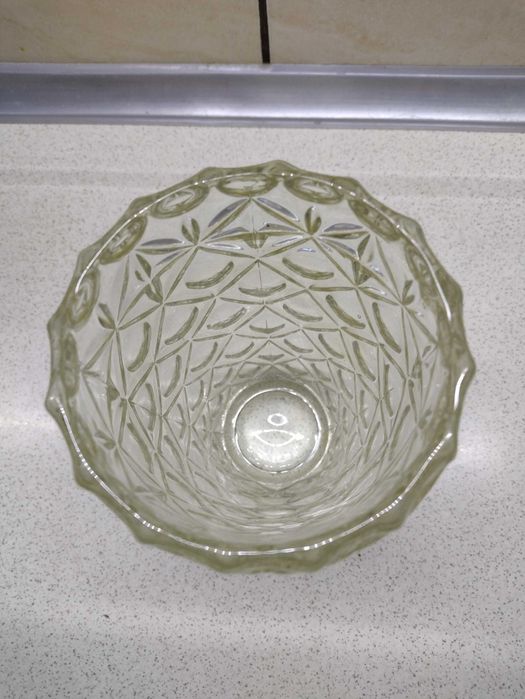 Wazon szklany à la kryształ 16 cm