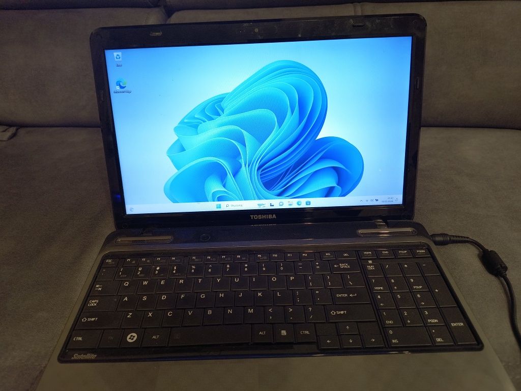 Laptop   Toshiba