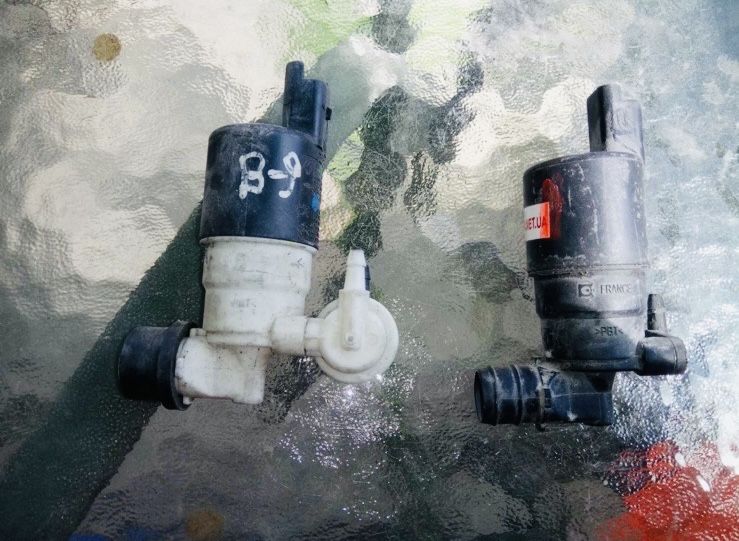 Моторчик насос омывателя CITROENC3 C4 C5 PEUGEOT207 307 308 Laguna