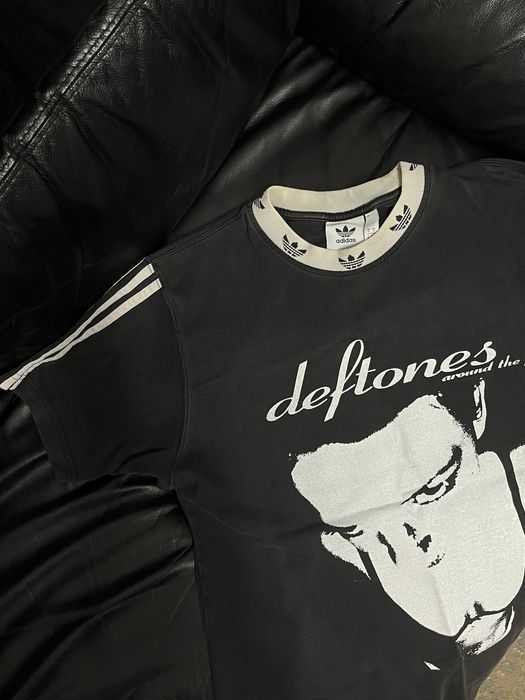 футболка adidas deftones