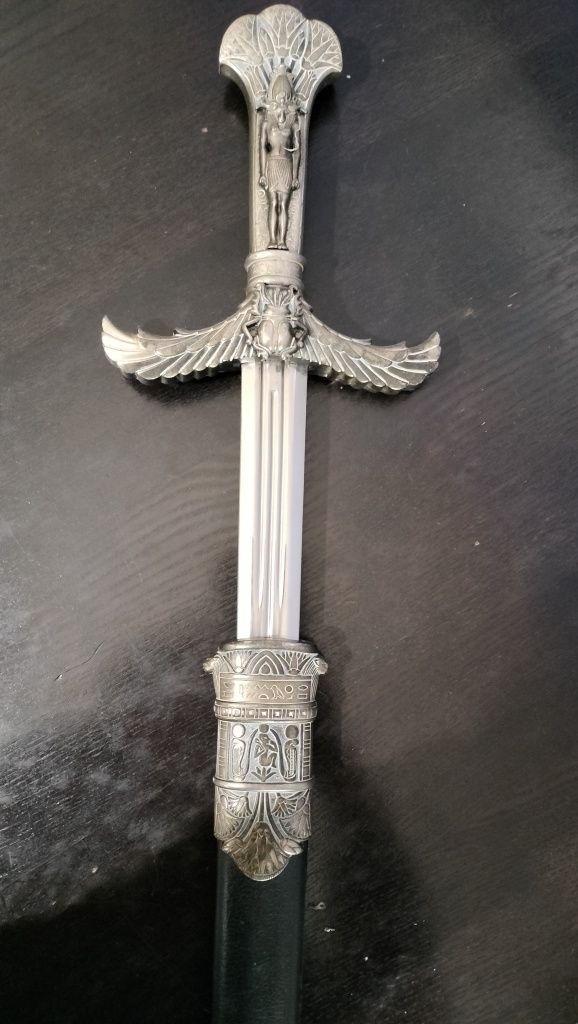 Espada decorativa