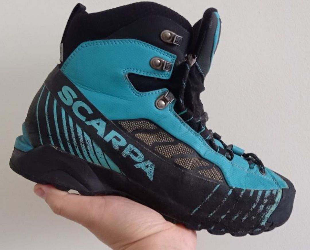 Черевики від Scarpa