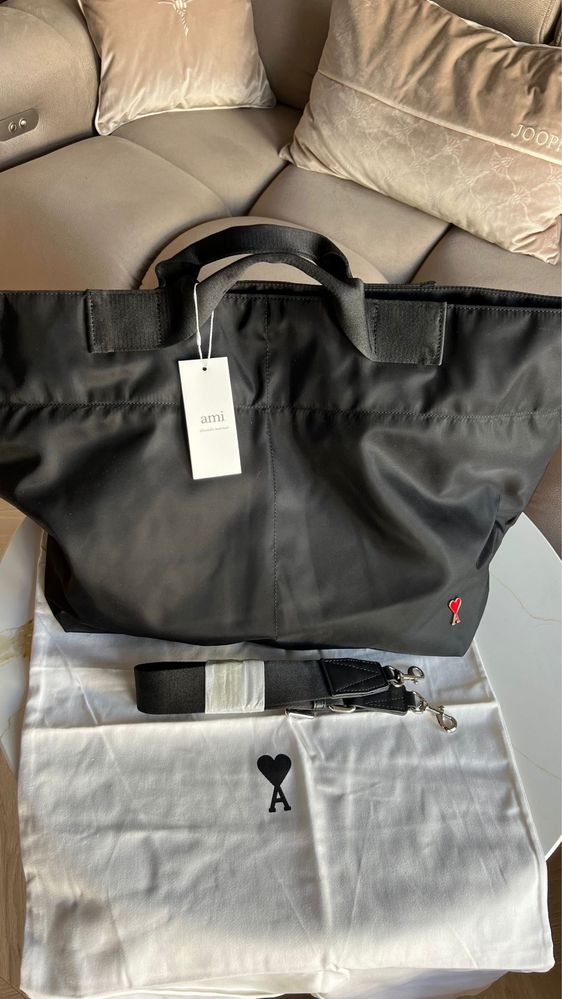 Nowa Torba Ami Paris