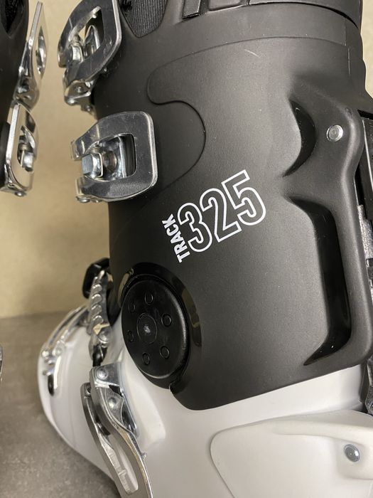 Ботинки для сноуборда DEELUXE Track 325 — размер M 25.0 / US 7