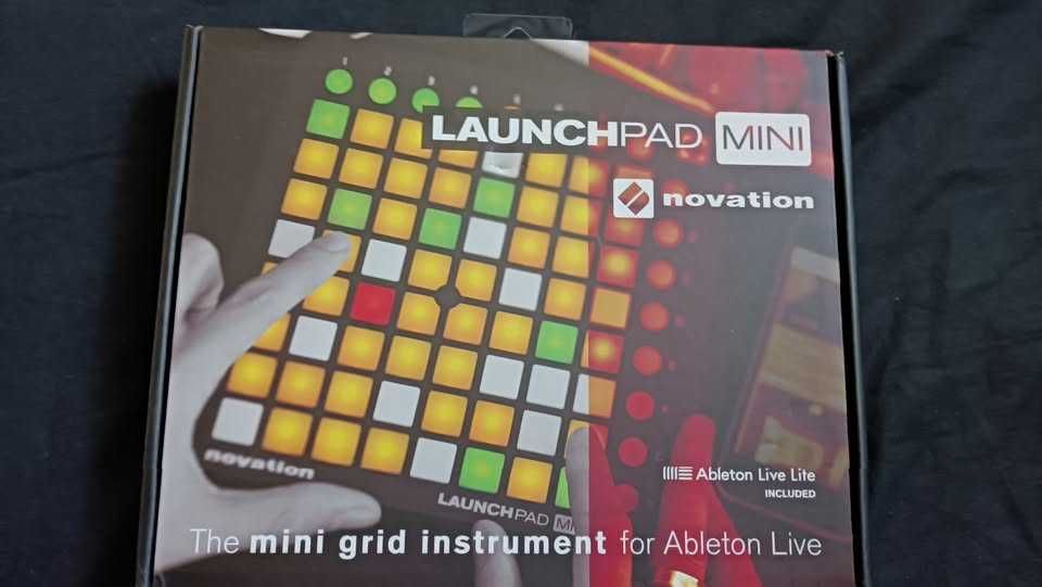 Novation Launchpad Mini MK2