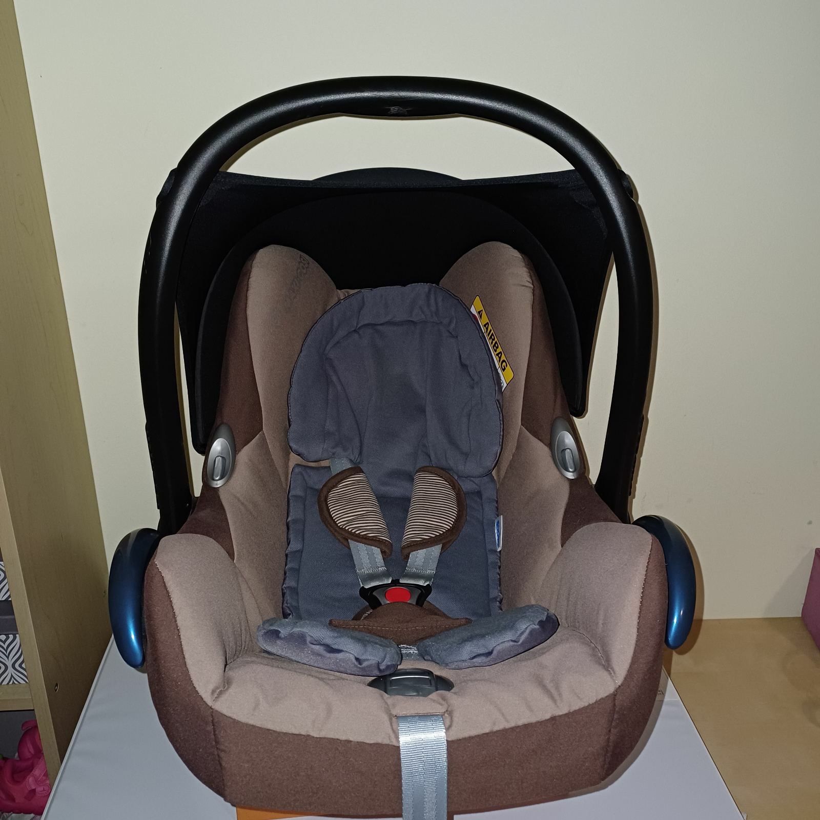 Fotelik nosidełko Maxi Cosi Cabriofix 0-13kg