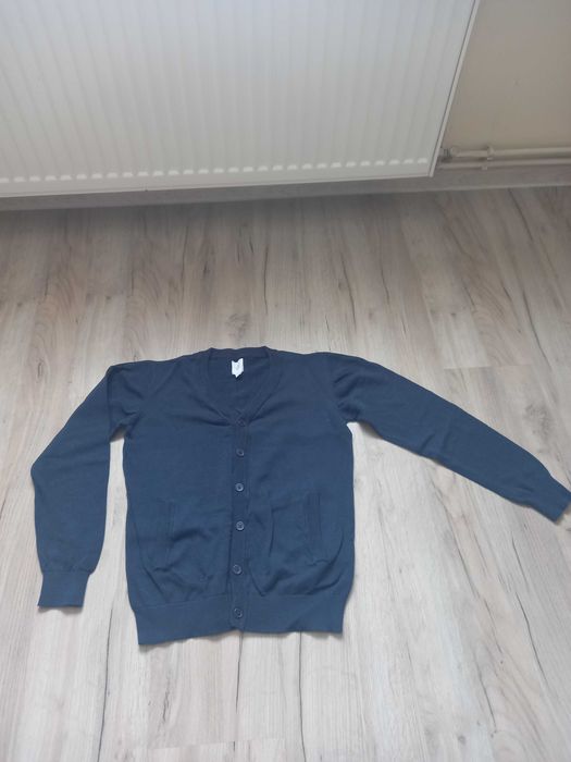 Sweterek chłopięcy cool club 152