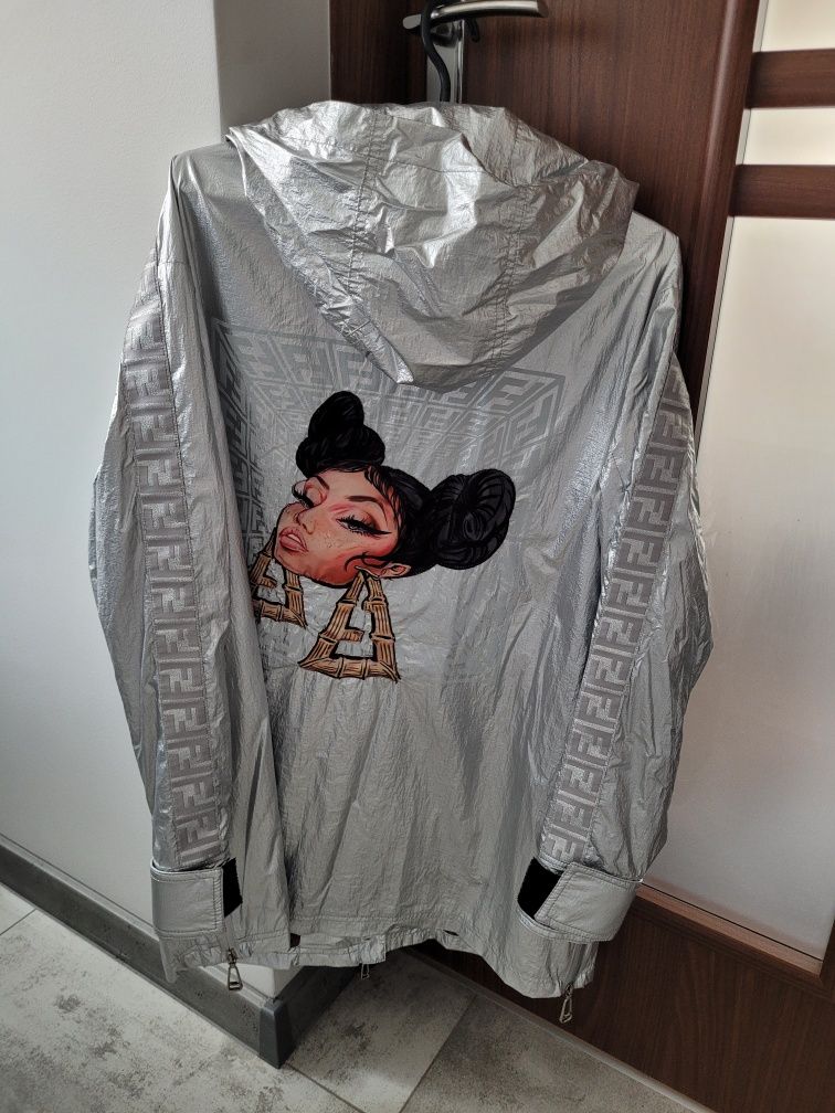 Oryginalna Parka Fendi w rozmiarze M