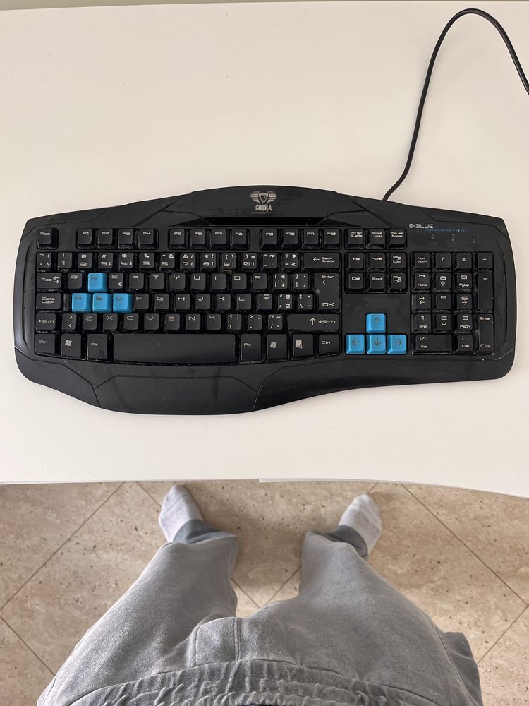 Teclado da marca e-blue