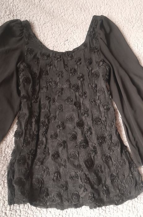 Czarna sukienka w róże classy lolita dark feminine 60s 70s