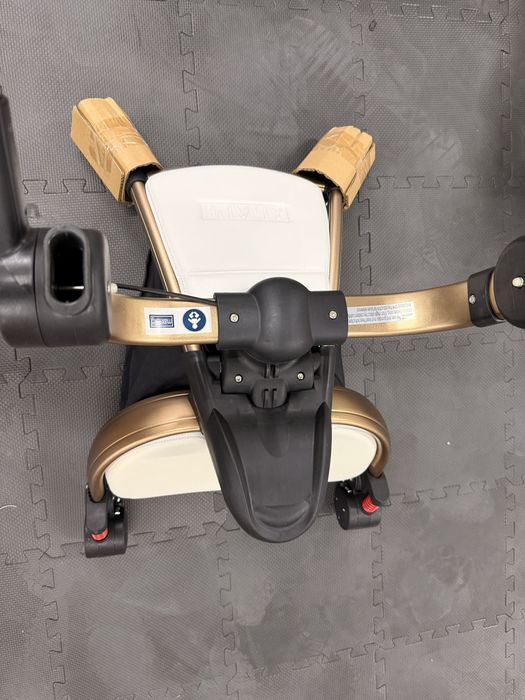 Wózek 3w1 Agape 360* Ekoskóra  bialy lekki