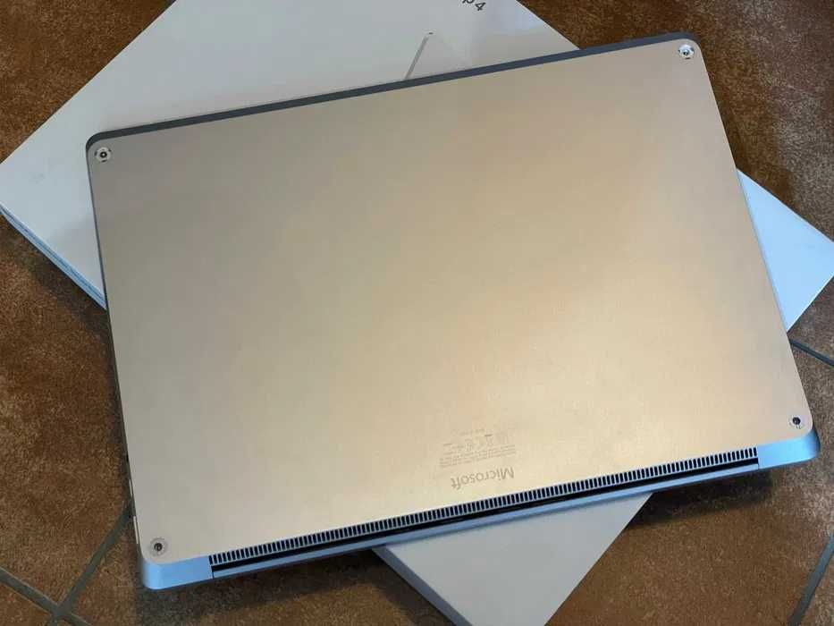 Microsoft Surface Laptop 4 13" Ryzen 5/8GB/128GB SSD/Win11 Platynowy