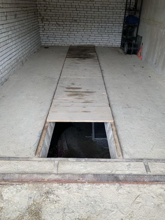 Оренда або продаж Гаража з ямою 60м2