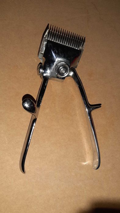 Maquina de cortar cabelo manual