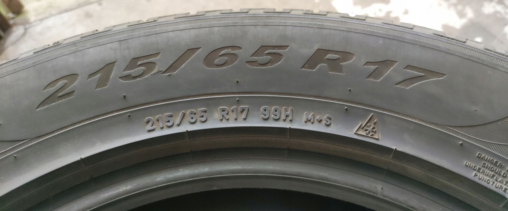 4x 215/65r17 Pirelli Scorpion Winter Tm Seal 99h
