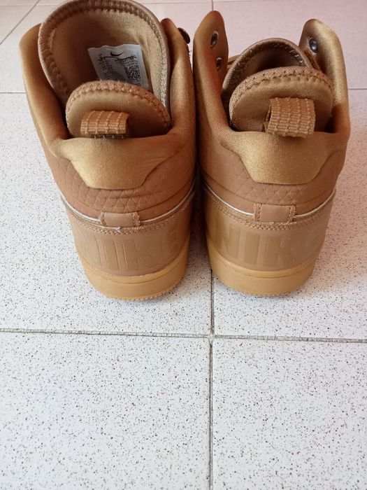 2 tenis bota Nike