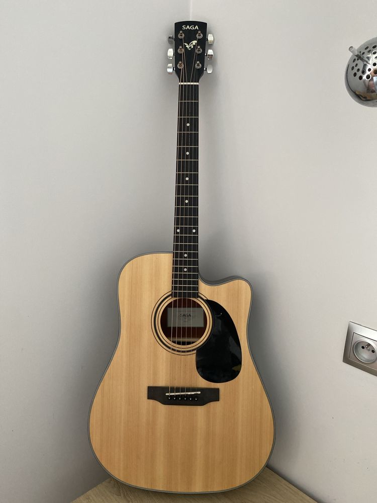 Gitara SAGA SF600C