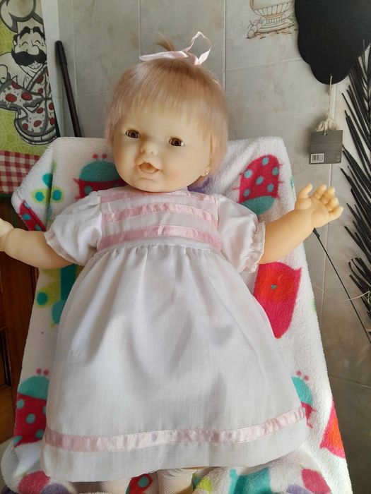 Boneca vintage anos 90  marca berjusa