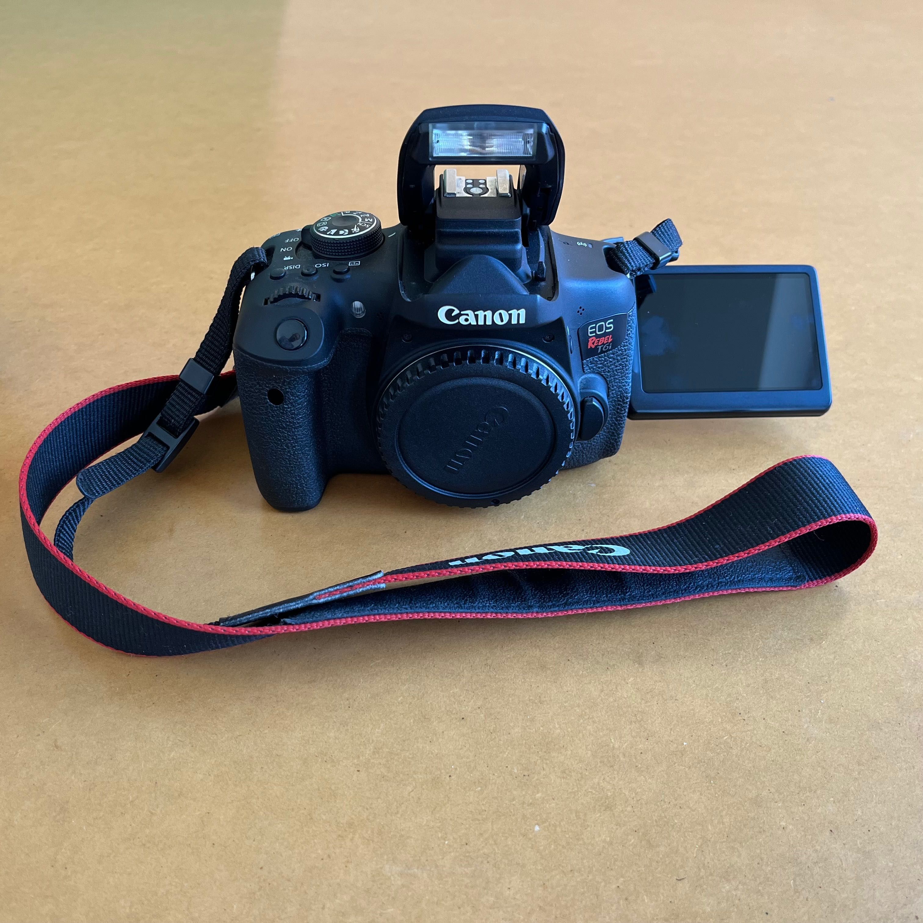 Máquina fotográfica Canon Rebel T6i Kit completo + 50mm 1.8