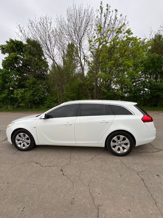 Opel insignia у відмінному стані