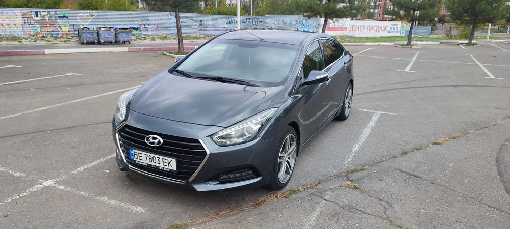 Продам авто Hyundai i40 2015
