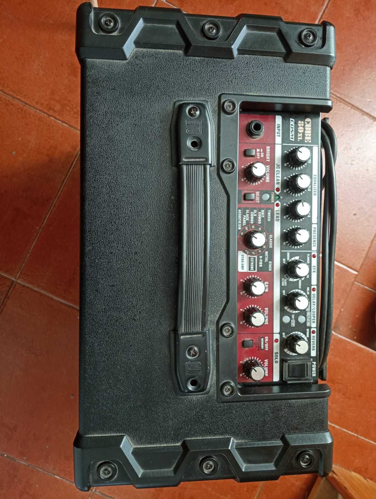 Amplificador Roland Cube-80 XL (para guitarra)