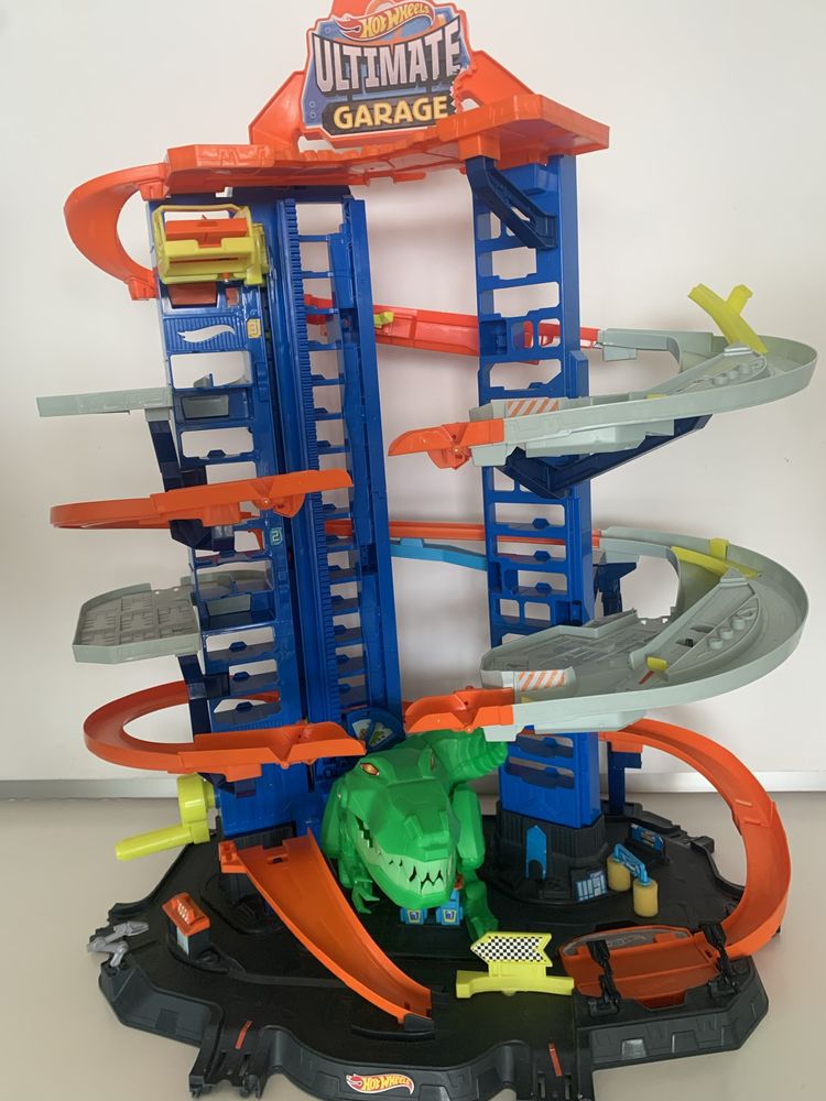 Pista ultimate garage