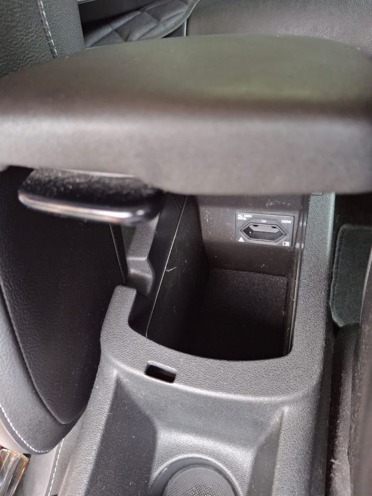 Citroen C4 II exlusive 2.0 hdi 150koni xenon