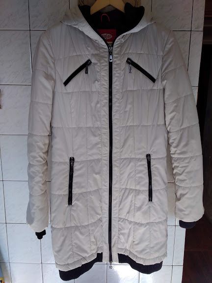 Куртка с капюшоном демисезонная + подарок (2 по цене одной)