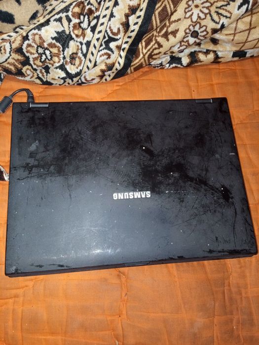 Продам ноутбук Самсунг