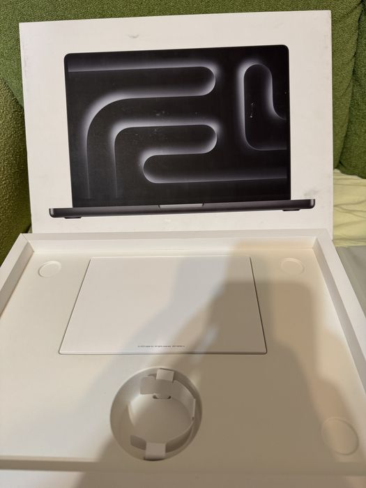Ноутбук Apple MacBook Pro 14" Space Black Late 2023 (MRX33)