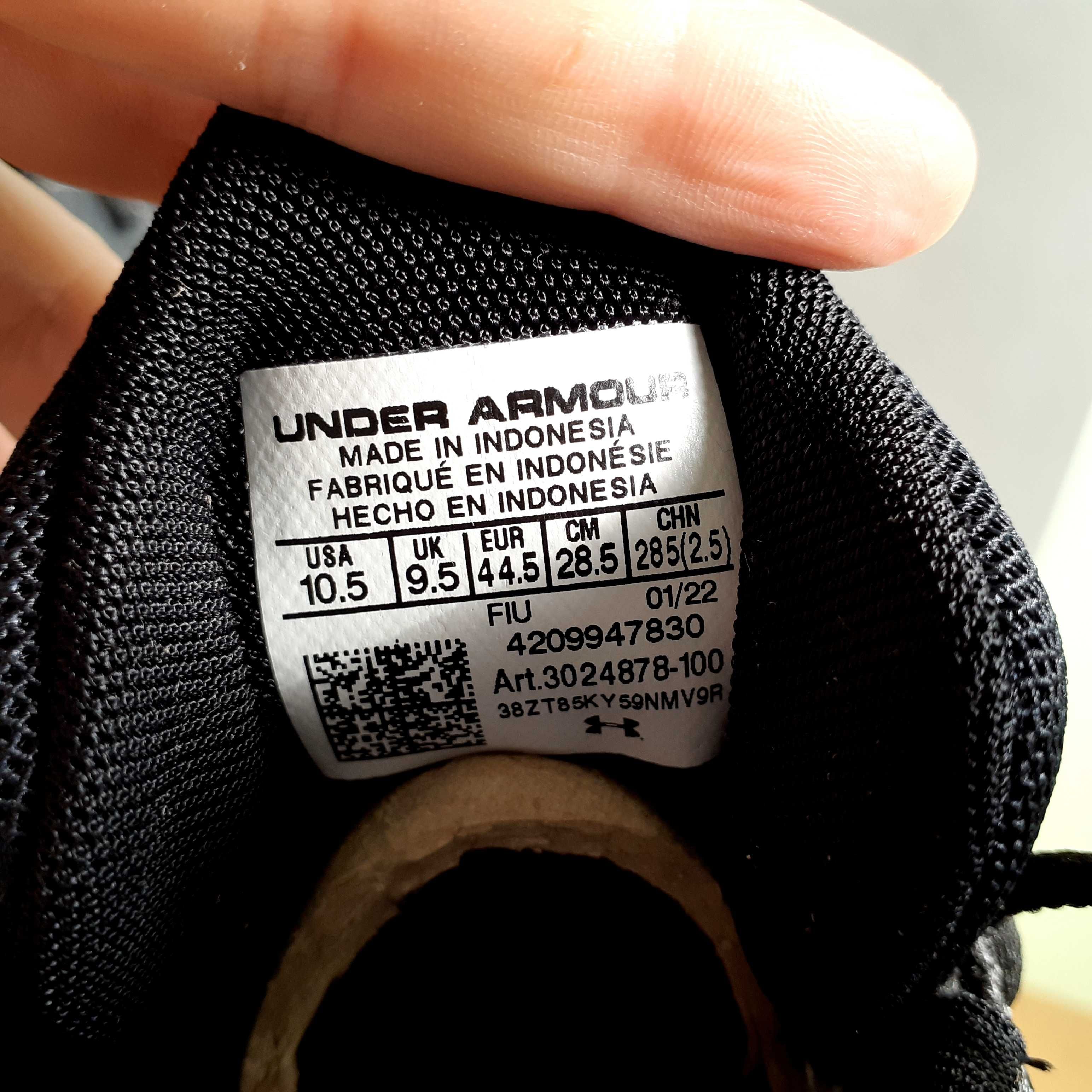 28/28,5см. Under Armour. Легкие беговые кроссовки. Оригинал