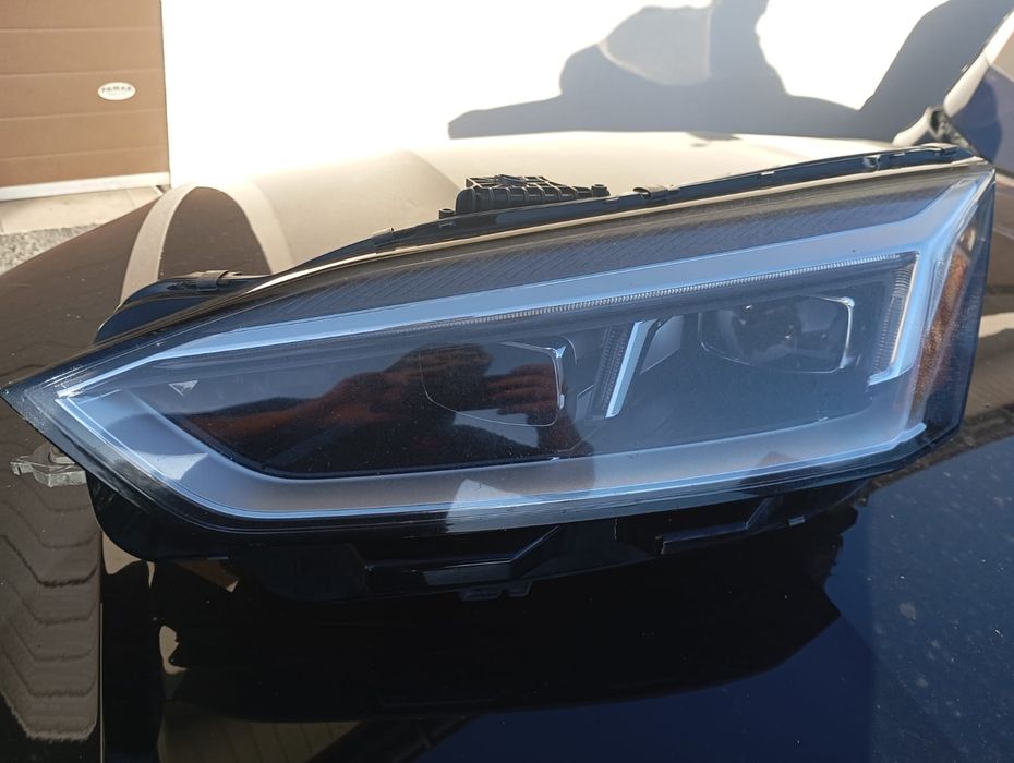 Lampa lewa full led Audi A5 wersja USA