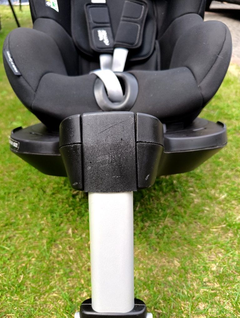 Britax Romek Dualfix M I-size