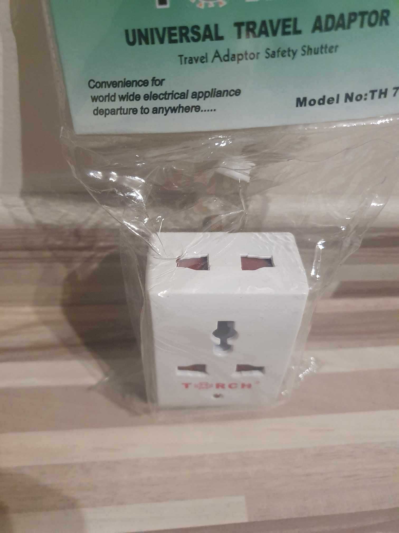 Adapter podróżny Torch UK/EU potrójny