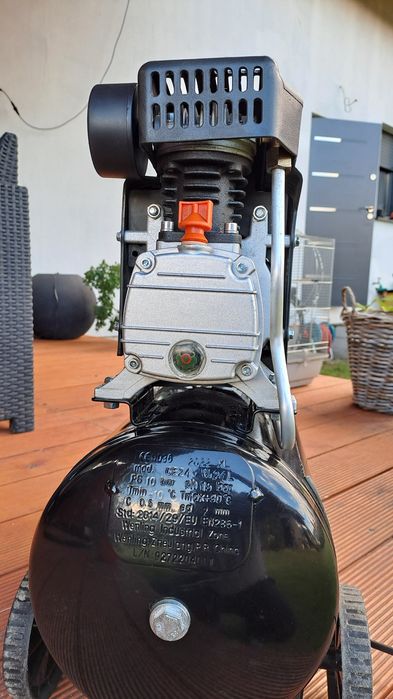 Kompresor black decker olejowy