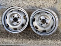 Vendo 2 jantes Nissan Micra K10 originais