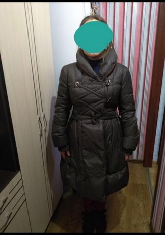 Ідеальне  пальто , куртка  80% пух , 46-48.