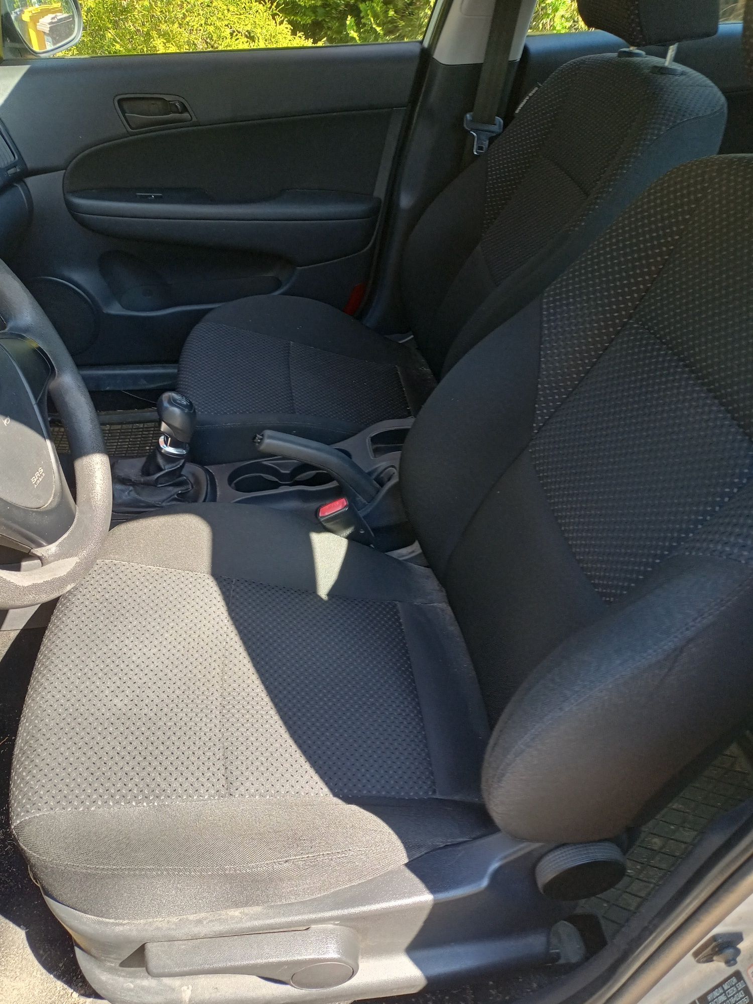 A samochód sprzedam Hyundai i30 CW, 1600 benzyna 126 KM