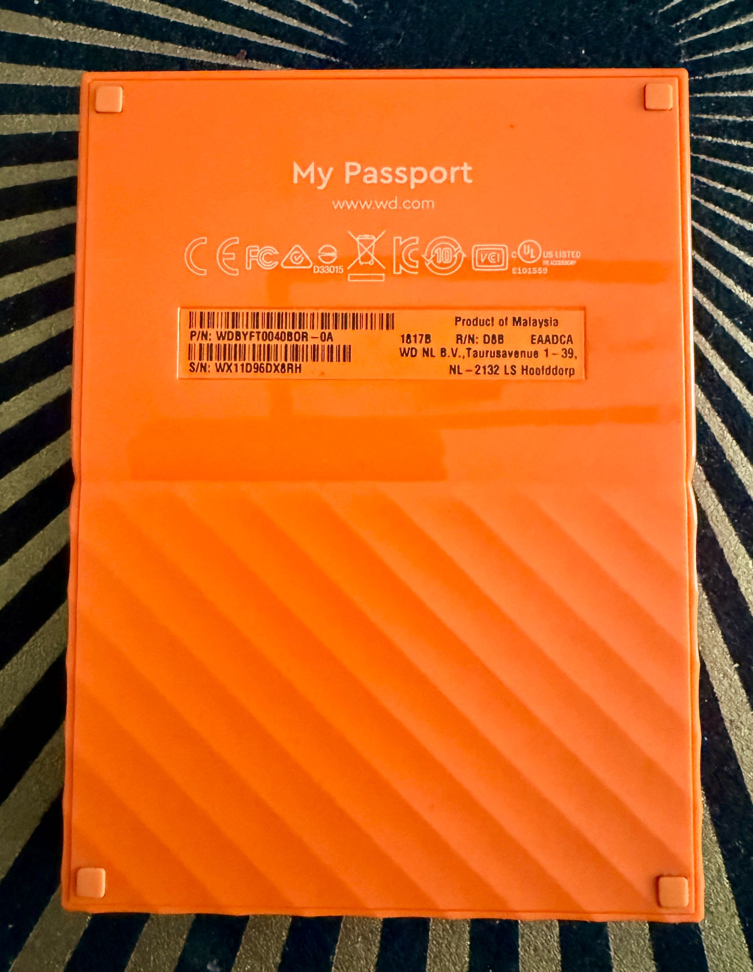 Dysk zewnętrzny WD 4TB (WDBYFT0040BOR)