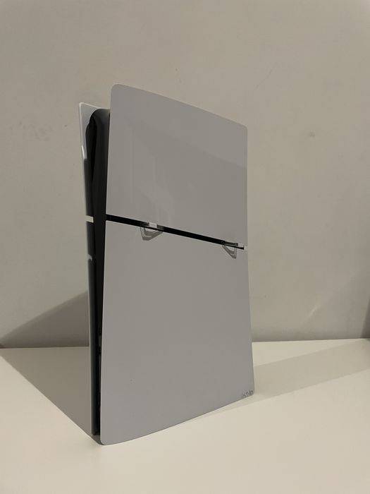 PS5 Slim digital 1TB