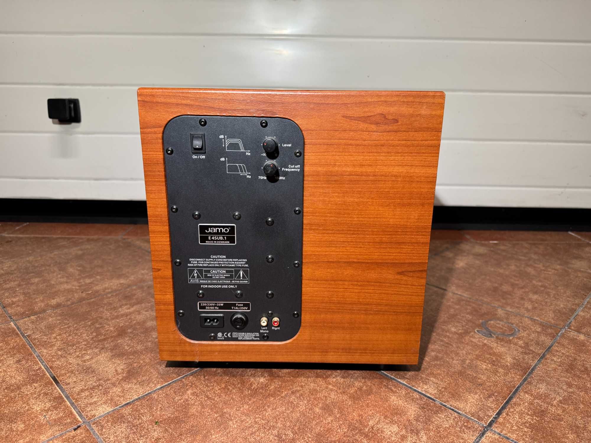 Subwoofer JAMO E4SUB.1 aktywny